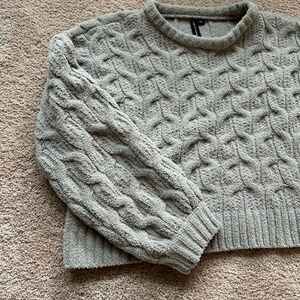 Moon & Madison Cropped Sweater